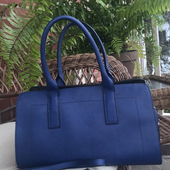 ⚾️ Beautiful! ❤️🤍💙 Calvin Klein-indigo leather handbag - Picture 6 of 9